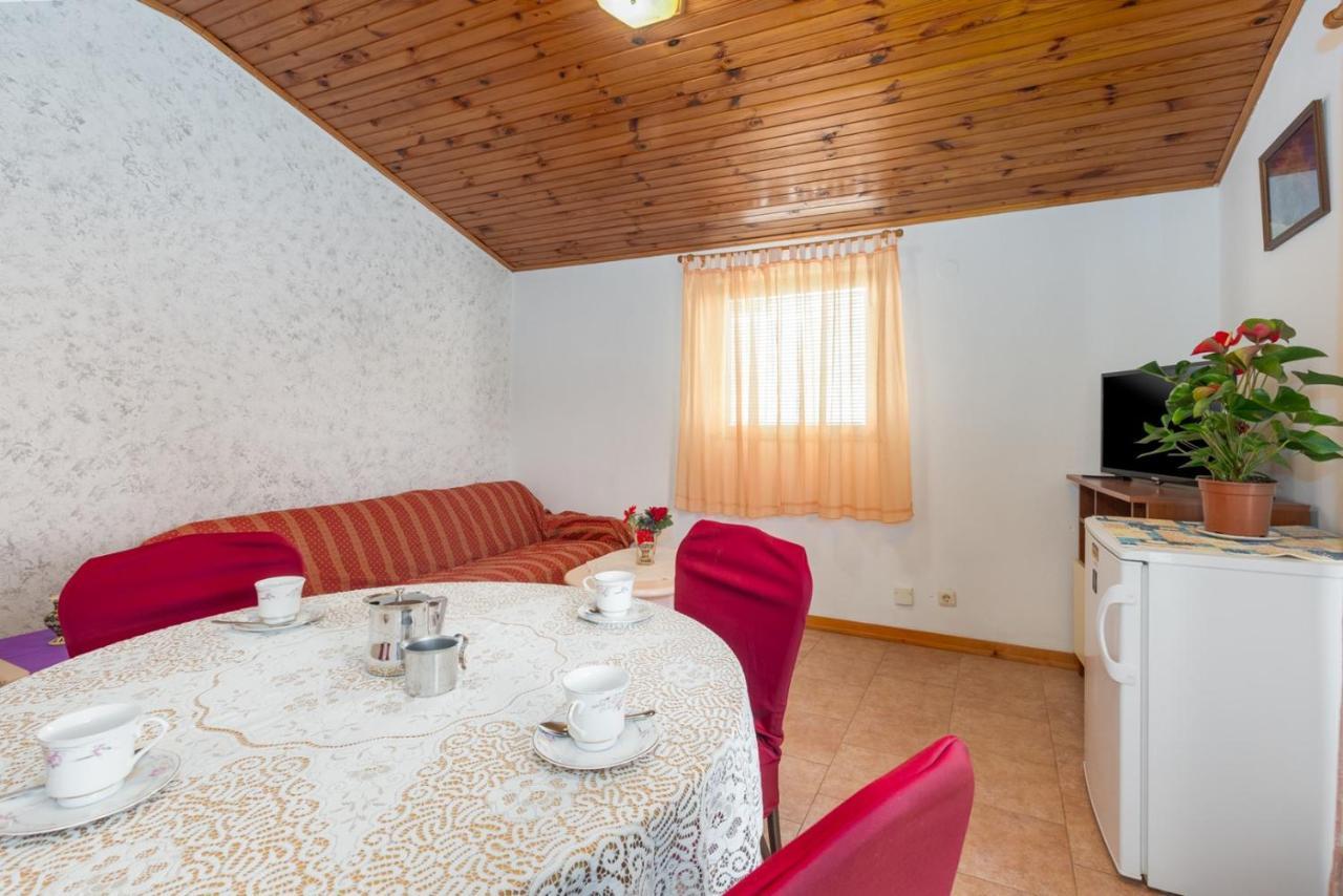 Apartman Ana Porec Exterior photo